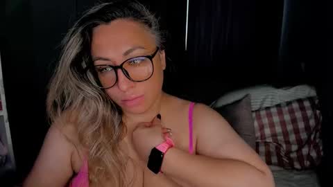 Snapshot of foxxxy__lady chatting on 14, 10, 2025 Kris online show from 14, 10, 2025