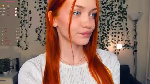 Snapshot of foxy_blush chatting on 4, 11, 2025 Eva online show from 4, 11, 2025