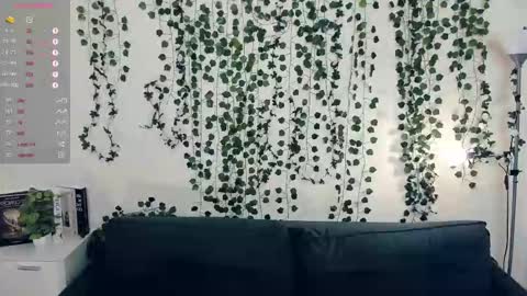 Snapshot of foxy_blush chatting on 7, 11, 2025 Eva online show from 7, 11, 2025