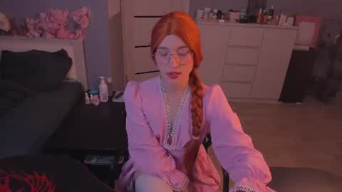 Snapshot of foxy_jpg chatting on 6, 8, 2026 Sue online show from 6, 8, 2026