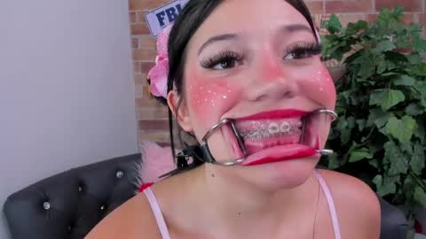 Loren online show from 11, 5, 2026