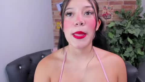 Loren online show from 10, 6, 2026