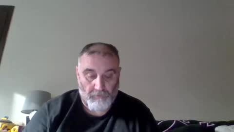 Snapshot of foxyfang chatting on 24, 10, 2025 foxyfang online show from 24, 10, 2025