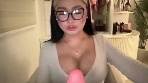 Snapshot of foxyluscious chatting on 22, 2, 2025 Ms Celeste Anne online show from 22, 2, 2025