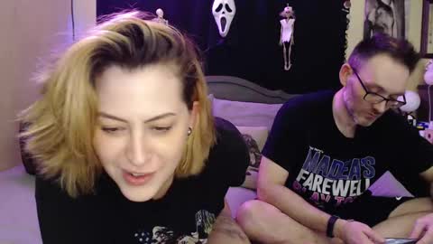 Mallory Koxx online show from 8, 10, 2025