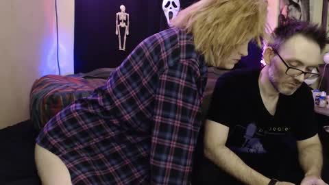 Mallory Koxx online show from 2, 11, 2025