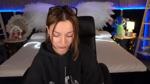 Maya online show from 3, 12, 2025