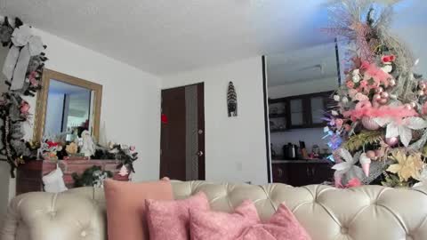 IM FRAIDER online show from 2, 12, 2024