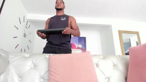 IM FRAIDER online show from 14, 2, 2025