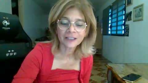 francelune online show from 10, 10, 2025