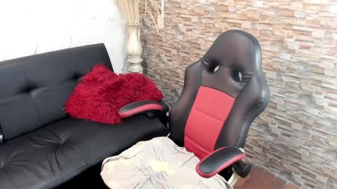          online show from 29, 1, 2025