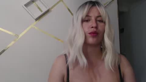 Snapshot of francescaasmith chatting on 6, 3, 2025 Francesca online show from 6, 3, 2025