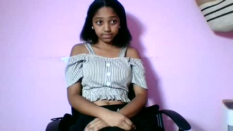 Snapshot of francia333068 chatting on 14, 6, 2026 francia333068 online show from 14, 6, 2026