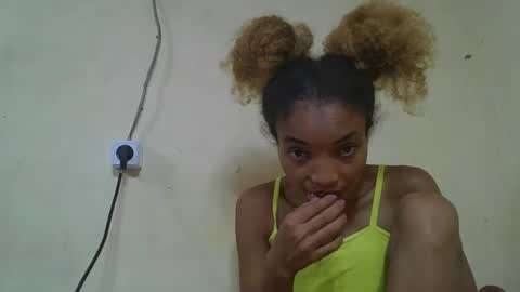 Snapshot of francinoli chatting on 2, 4, 2026 Francinoli online show from 2, 4, 2026