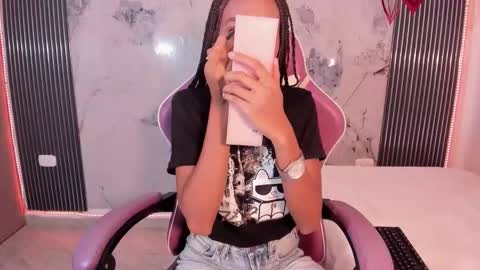 Laura online show from 21, 2, 2026