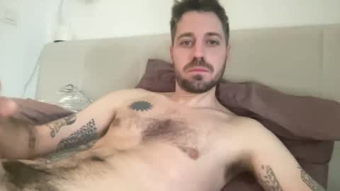 Snapshot of frankybiiig chatting on 15, 12, 2024 thegoodandbiiig online show from 15, 12, 2024