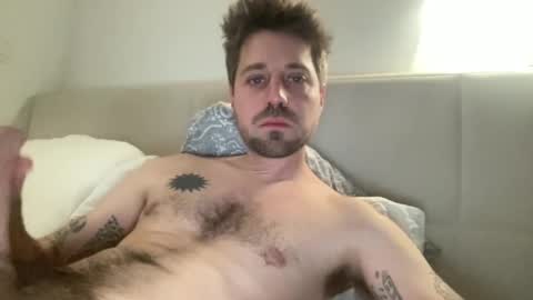 Snapshot of frankybiiig chatting on 24, 1, 2025 thegoodandbiiig online show from 24, 1, 2025