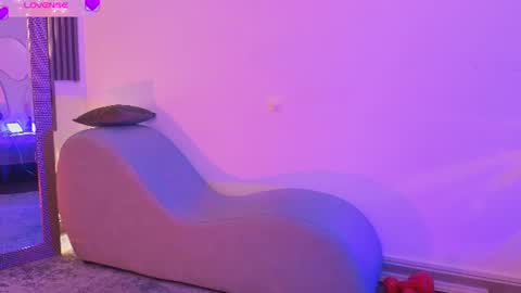 Snapshot of fransheskarossi_ chatting on 2, 7, 2026 Fransheska online show from 2, 7, 2026