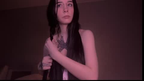 mistress Bastet and  mintcola online show from 3, 2, 2025