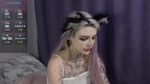 Snapshot of fraulein_mooon chatting on 15, 12, 2024 Asya UwU online show from 15, 12, 2024