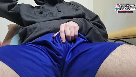 Snapshot of freakovix chatting on 18, 12, 2024 FreakoVix online show from 18, 12, 2024