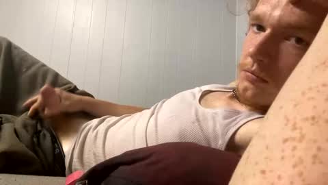 Snapshot of freakygrinds chatting on 22, 9, 2025 freakygrinds online show from 22, 9, 2025