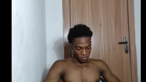 freakyslut30 online show from 14, 2, 2025