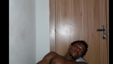 freakyslut30 online show from 12, 3, 2025