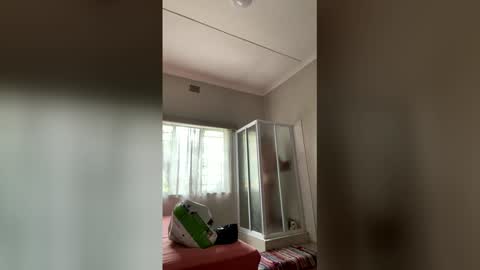 freckledskin online show from 25, 4, 2026