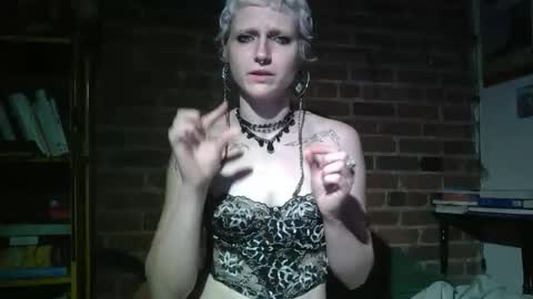Lily Red online show from 14, 5, 2026