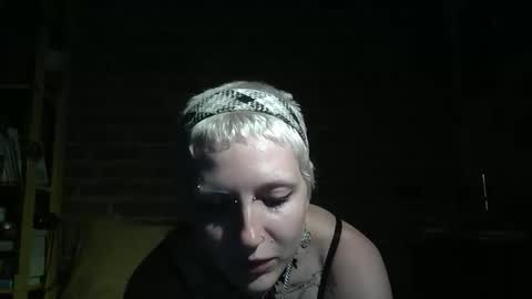 Lily Red online show from 25, 5, 2026