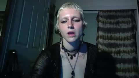 Lily Red online show from 5, 6, 2026