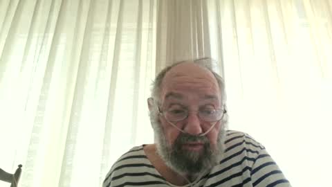 Snapshot of fredaldavid chatting on 5, 7, 2026 David Fredal online show from 5, 7, 2026