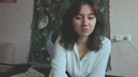 Mia online show from 11, 5, 2026