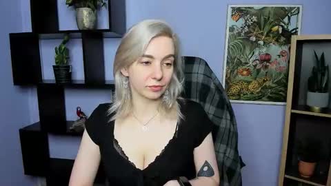 Snapshot of freeanne chatting on 25, 5, 2026 Anne online show from 25, 5, 2026