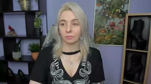 Snapshot of freeanne chatting on 1, 6, 2026 Anne online show from 1, 6, 2026