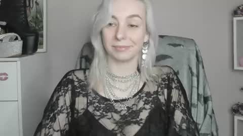 Snapshot of freeanne chatting on 14, 7, 2026 Anne online show from 14, 7, 2026