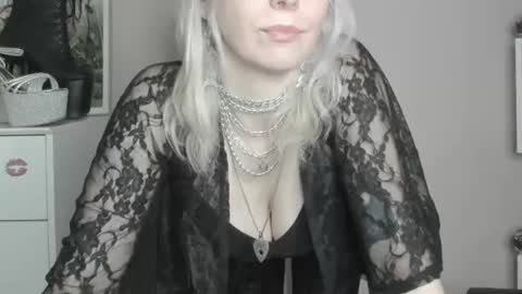 Snapshot of freeanne chatting on 14, 7, 2026 Anne online show from 14, 7, 2026