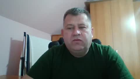 Snapshot of freeboy80180 chatting on 15, 12, 2024 freeboy80180 online show from 15, 12, 2024