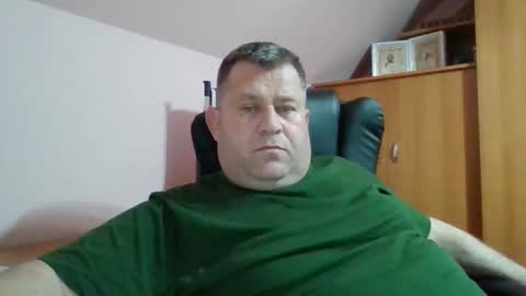 Snapshot of freeboy80180 chatting on 16, 12, 2024 freeboy80180 online show from 16, 12, 2024