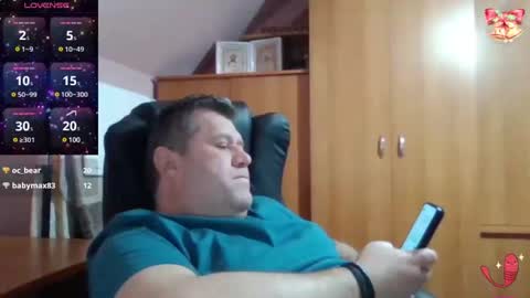 Snapshot of freeboy80180 chatting on 17, 1, 2025 freeboy80180 online show from 17, 1, 2025