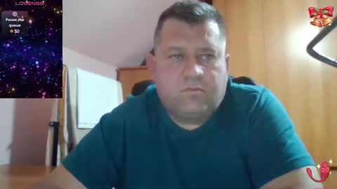 Snapshot of freeboy80180 chatting on 18, 1, 2025 freeboy80180 online show from 18, 1, 2025