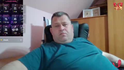 Snapshot of freeboy80180 chatting on 27, 2, 2025 freeboy80180 online show from 27, 2, 2025