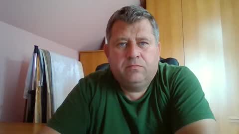 Snapshot of freeboy80180 chatting on 12, 9, 2025 freeboy80180 online show from 12, 9, 2025