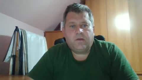 Snapshot of freeboy80180 chatting on 19, 9, 2025 freeboy80180 online show from 19, 9, 2025