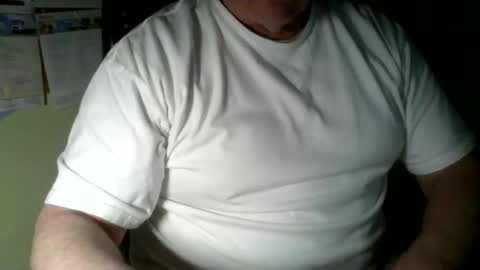 Single4Now online show from 8, 1, 2025