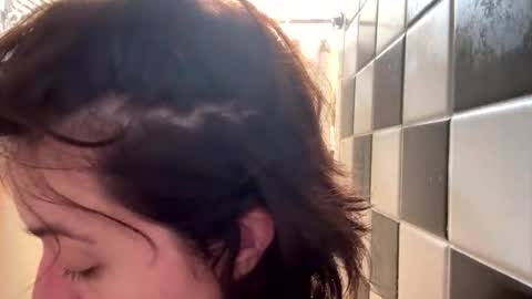 freethebirdclouds online show from 10, 9, 2025