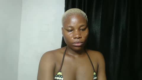 frekkymorelle online show from 11, 2, 2025