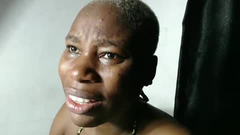 frekkymorelle online show from 19, 2, 2025