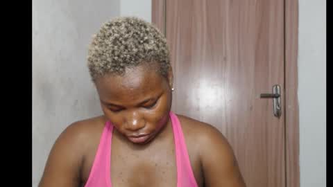 frekkymorelle online show from 7, 10, 2025